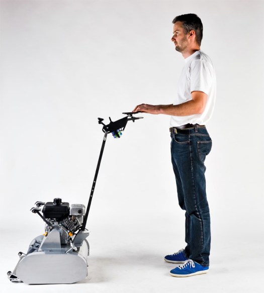 Nastavení řídítek - nejvyšší poloha. Výška je pohodlná i pro osoby vyšší více než 200 cm.