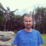 Socha indiána a pozdrav slunci